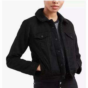 Levi’s Black Sherpa Trucker Jacket M
